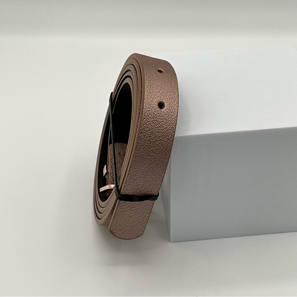 Like New Torrid Narrow Waist Belt Faux Leather Metallic Bronze/Tan Size 0/00 - Picture 7 of 11